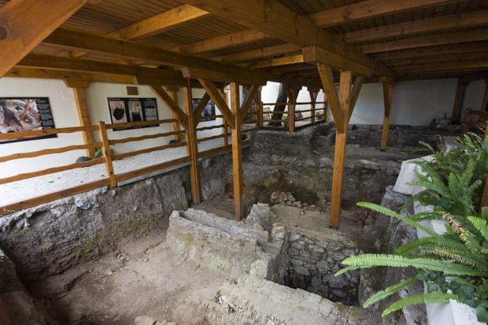 gibraltar museum open air archaeological exhibit