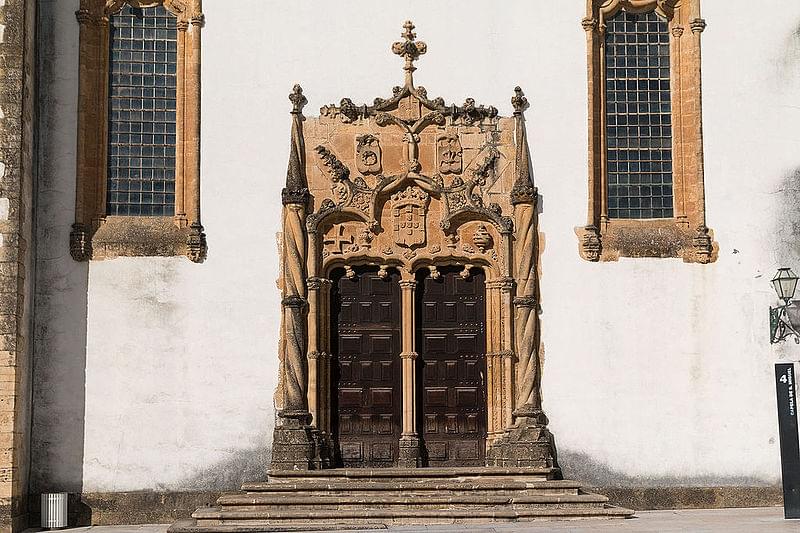 portico da capela sao miguel
