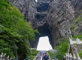 Monte Tianmen: la Porta del Paradiso in Cina