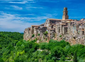 Pitigliano: cosa vedere, dove mangiare e cosa fare la sera