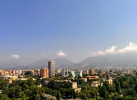 Come muoversi a Tirana: info, costi e consigli