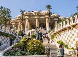Visita al Parc Güell a Barcellona: Come arrivare, prezzi e consigli
