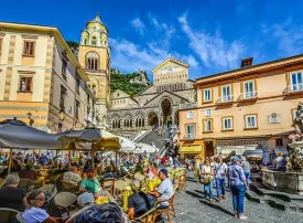 Amalfi: cosa vedere, dove mangiare e cosa fare la sera