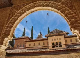 Visita all'Alhambra e Generalife di Granada: orari, prezzi e consigli