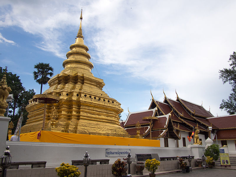 2014 0525 wat phra that si chom thong 02