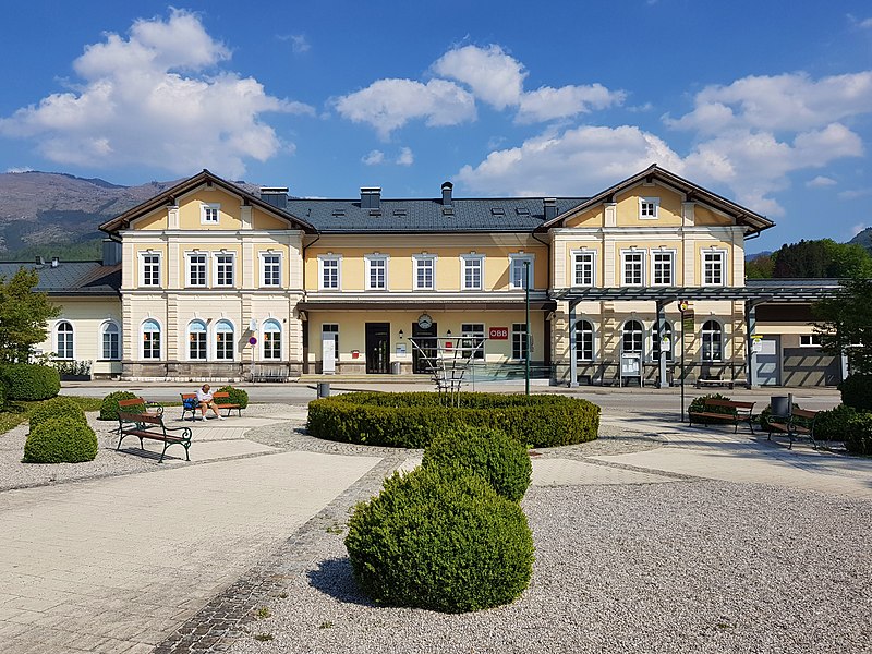 bad ischl bahnhof 20200425 154143