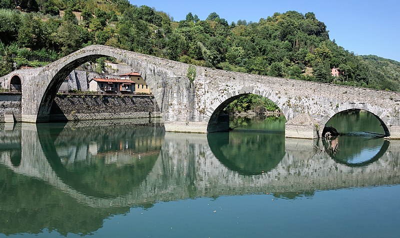 borgo a mozzano ponte della maddalena