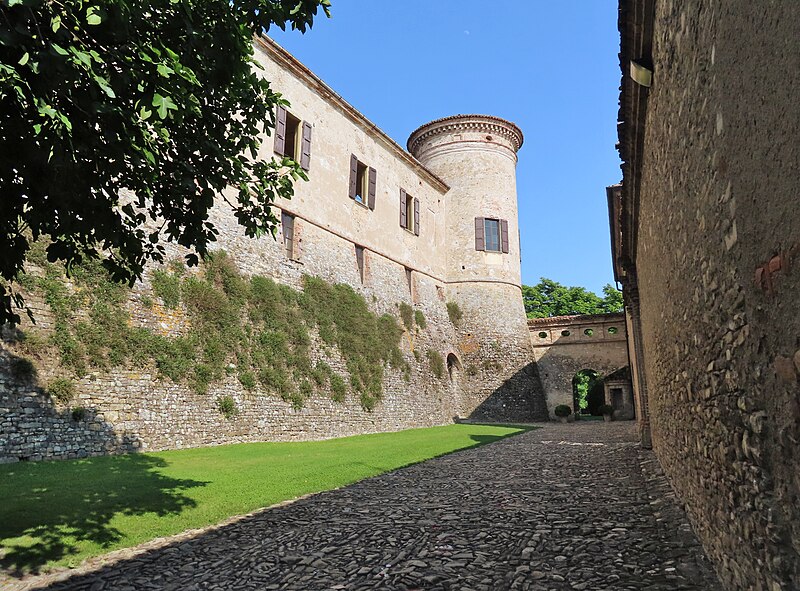 castello scipione castello salsomaggiore terme lato sud e torre sud est 2023 05 28