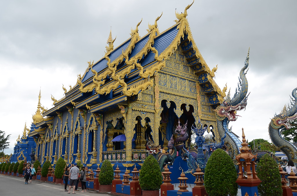 long shot of wat rong suea ten or blue temple