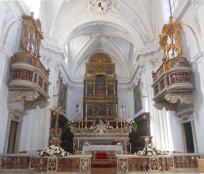 gaeta santuario della santissima annunziata abside e presbiterio