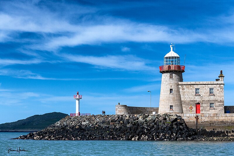 howth harbour lighthouse howth harbour