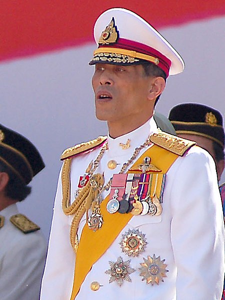 hrh vajiralongkorn cropped