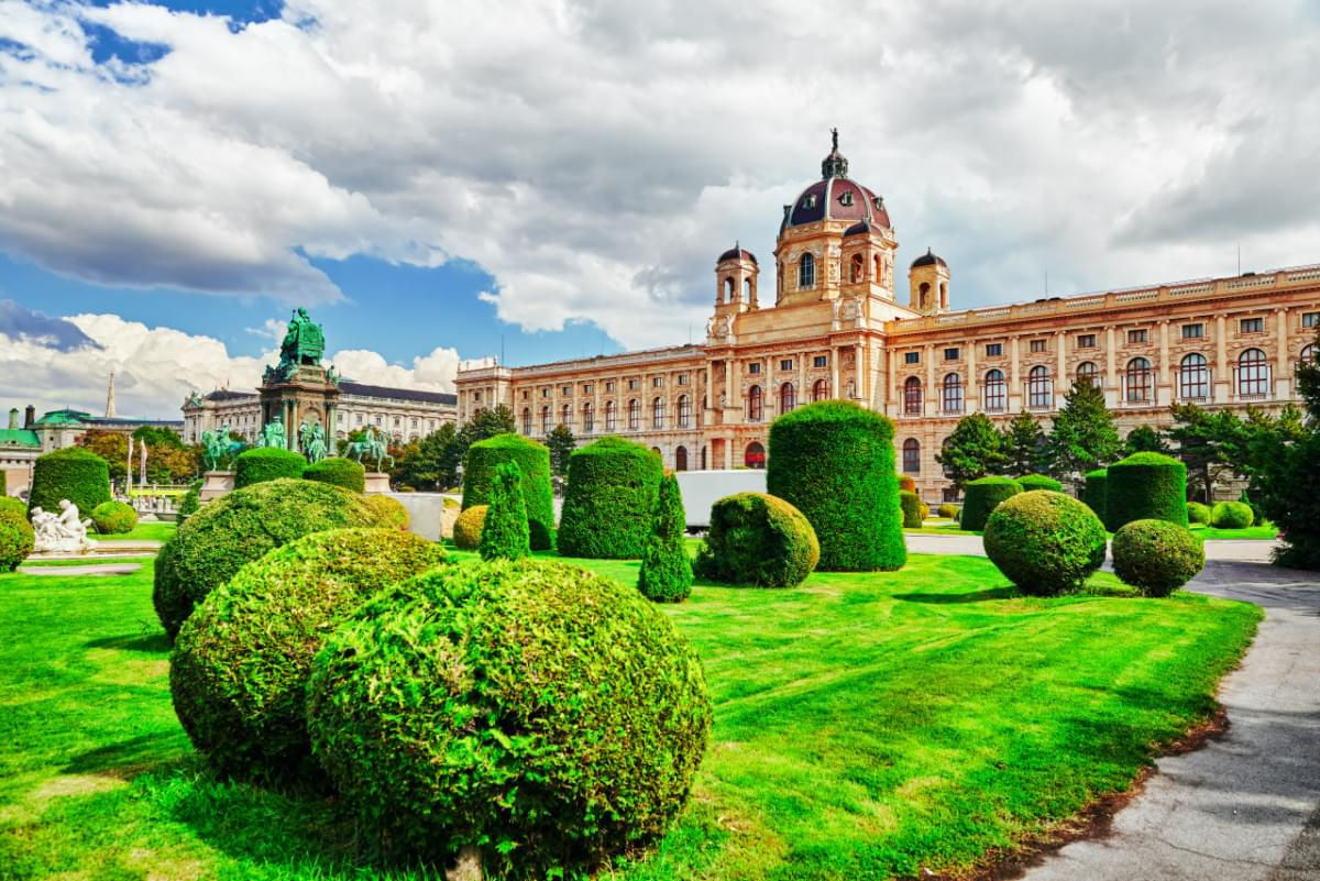 maria theresa square arts history museum kunsthistorisches museum vienna austria