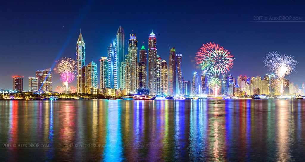 mg 8561 web dubai marina fireworks on new year s eve