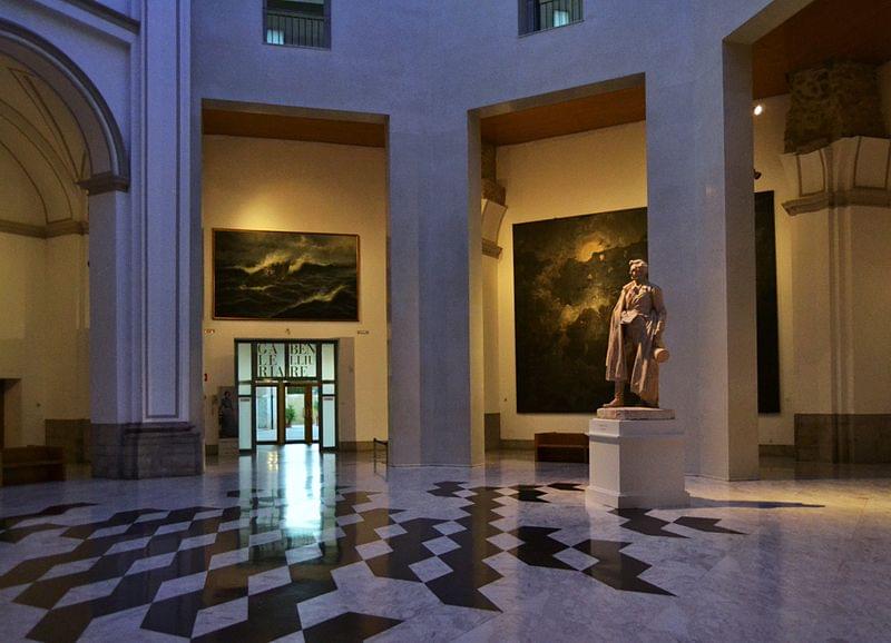 museu de belles arts de valencia vestibul 1