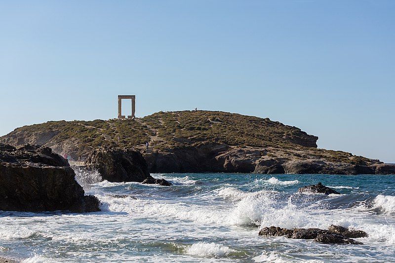 naxos νάξος chora 2020 08 20 02 portara πορτάρα grotta beach