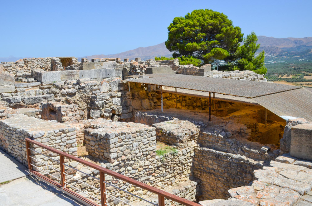 phaistos in crete greece