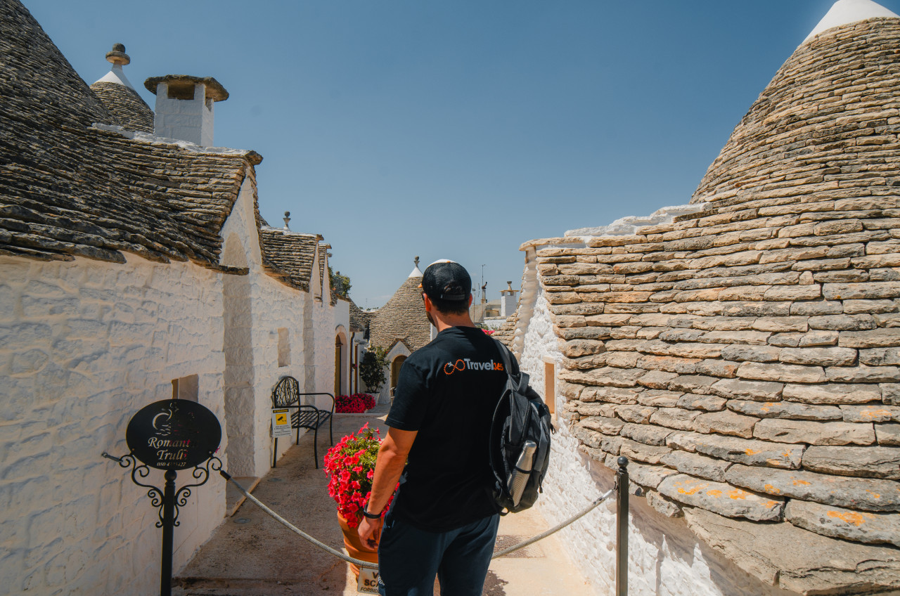 rione monti romantic trulli alberobello3