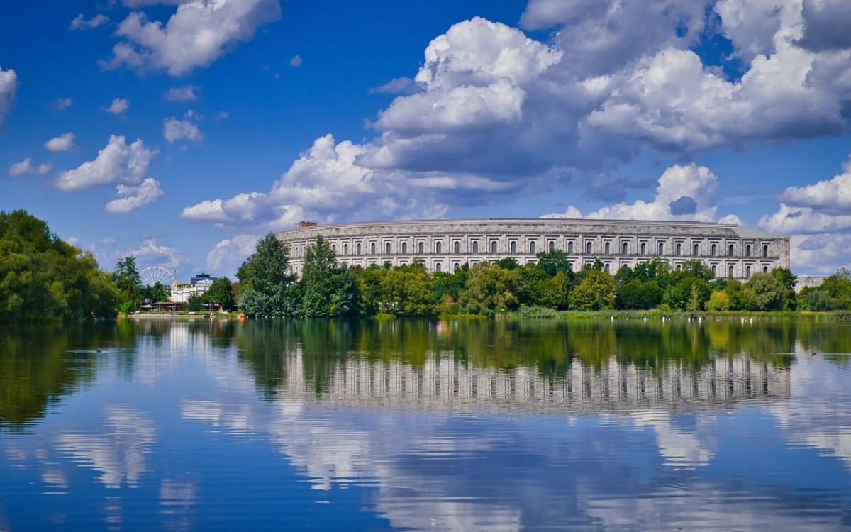 sala congressi architettura lago 1