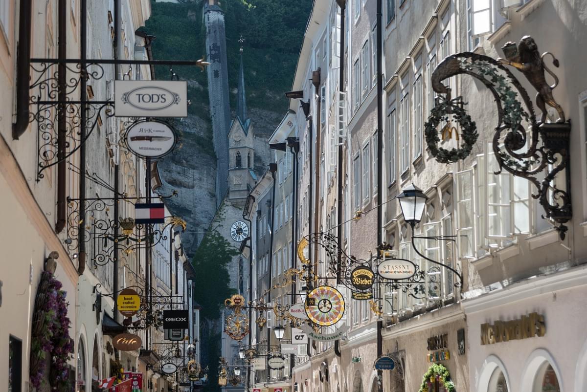 salisburgo getreidegasse strada