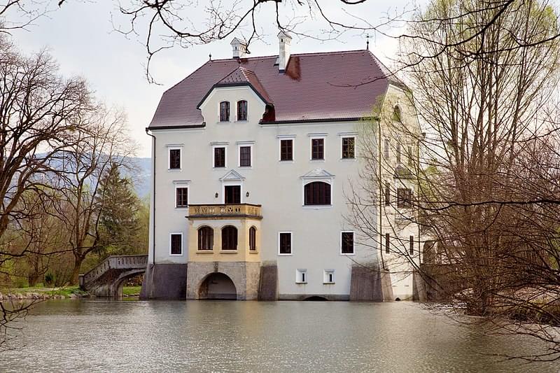 schloss freisaal nonntal