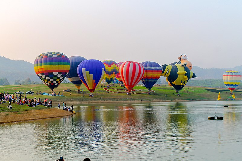 singha park international balloon fiesta 179502839