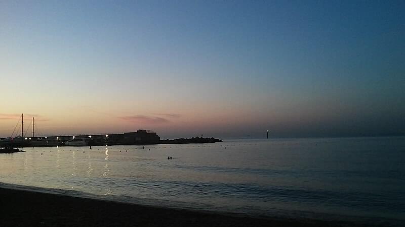 spiaggia al tramonto cattolica