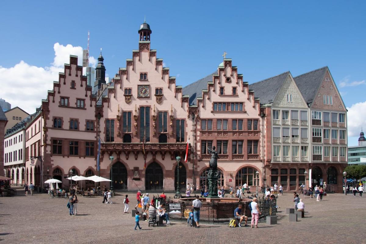 tenements at frankfurter romer in frankfurt