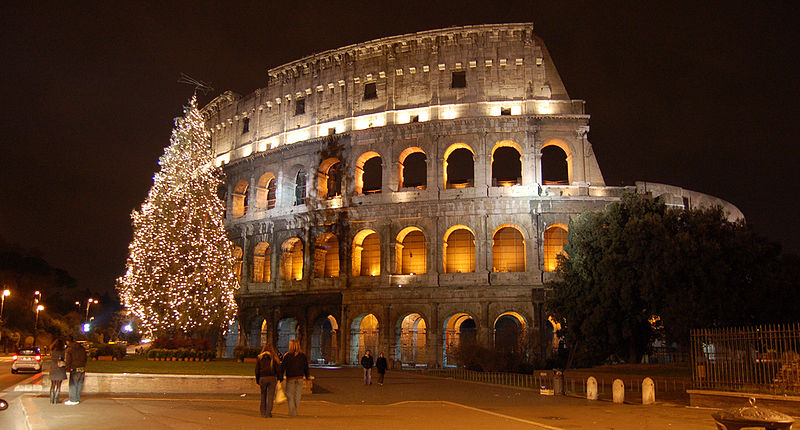 the colosseum during christmas