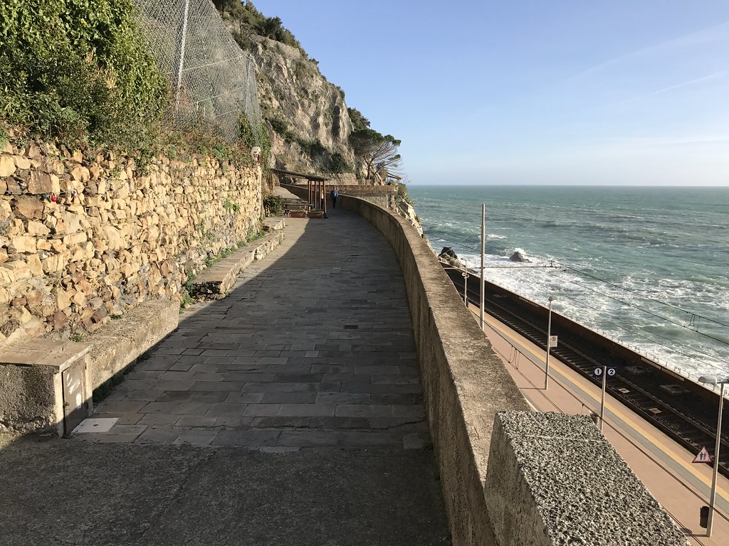 via dell amore manarola a riomaggiore cinque terre