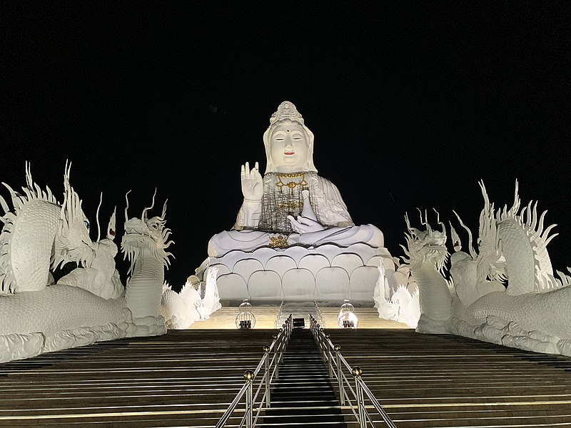 wat huay pla kang วัดห้วยปลากั้ง chiang rai เชียงราย 12